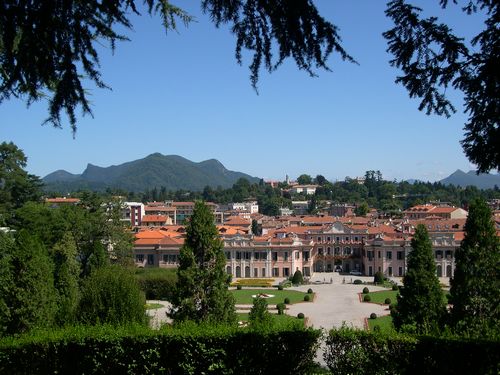 Municipio e Giardini di Varese